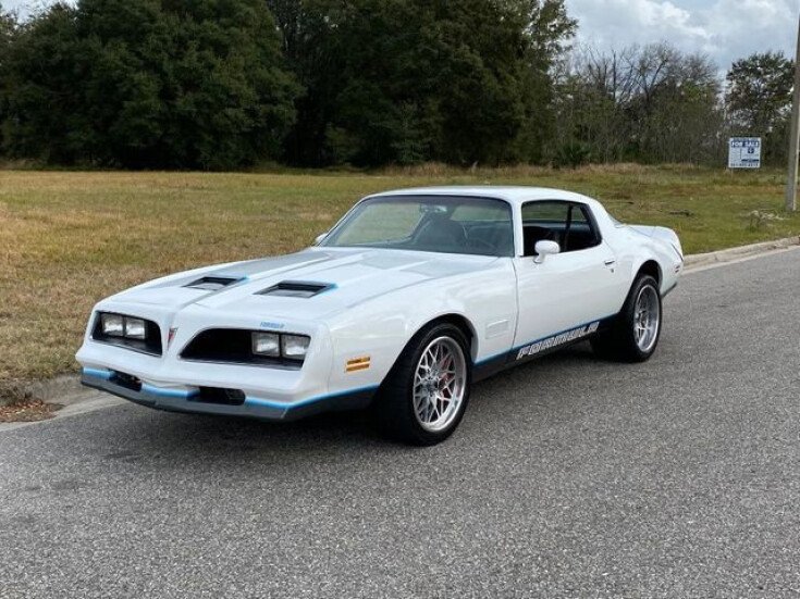 Thumbnail Photo undefined for 1977 Pontiac Firebird